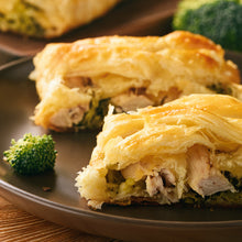 Load image into Gallery viewer, Gourmet Chicken &amp; Broccoli Soft Crust Pie ~ 1.2kg
